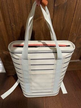 Hearth and Hand Striped Cream and Navy Cooler Backpack